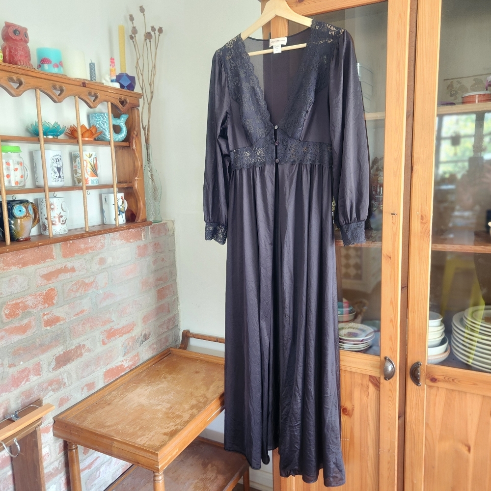 Vintage Shadowline Silky Lace Robe